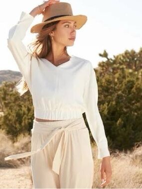 ADAY Chill Out Long Sleeve Blouse Ivory White Cream Sz Small